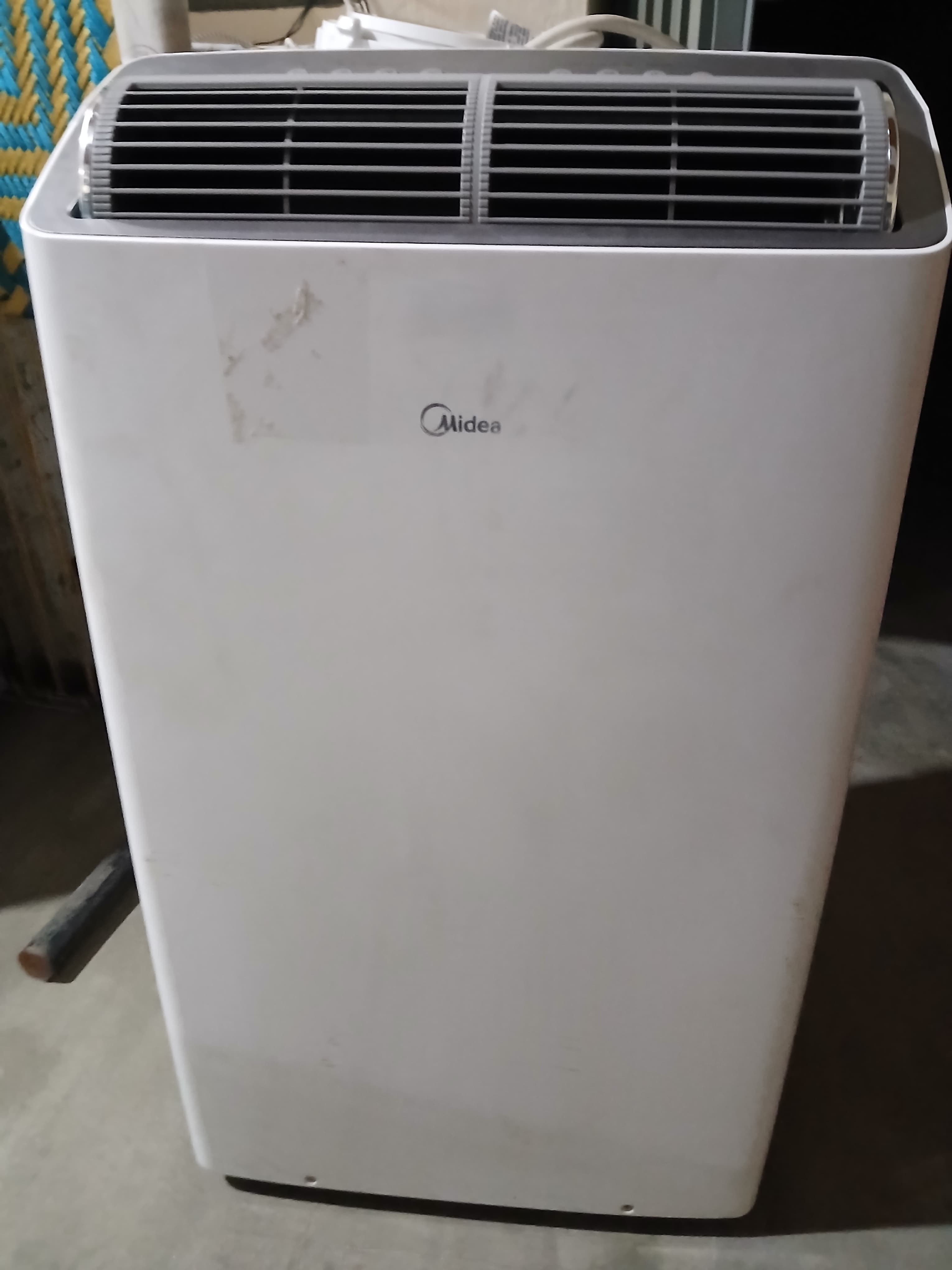 Midea brand new Potable ac — photo 1 of 3