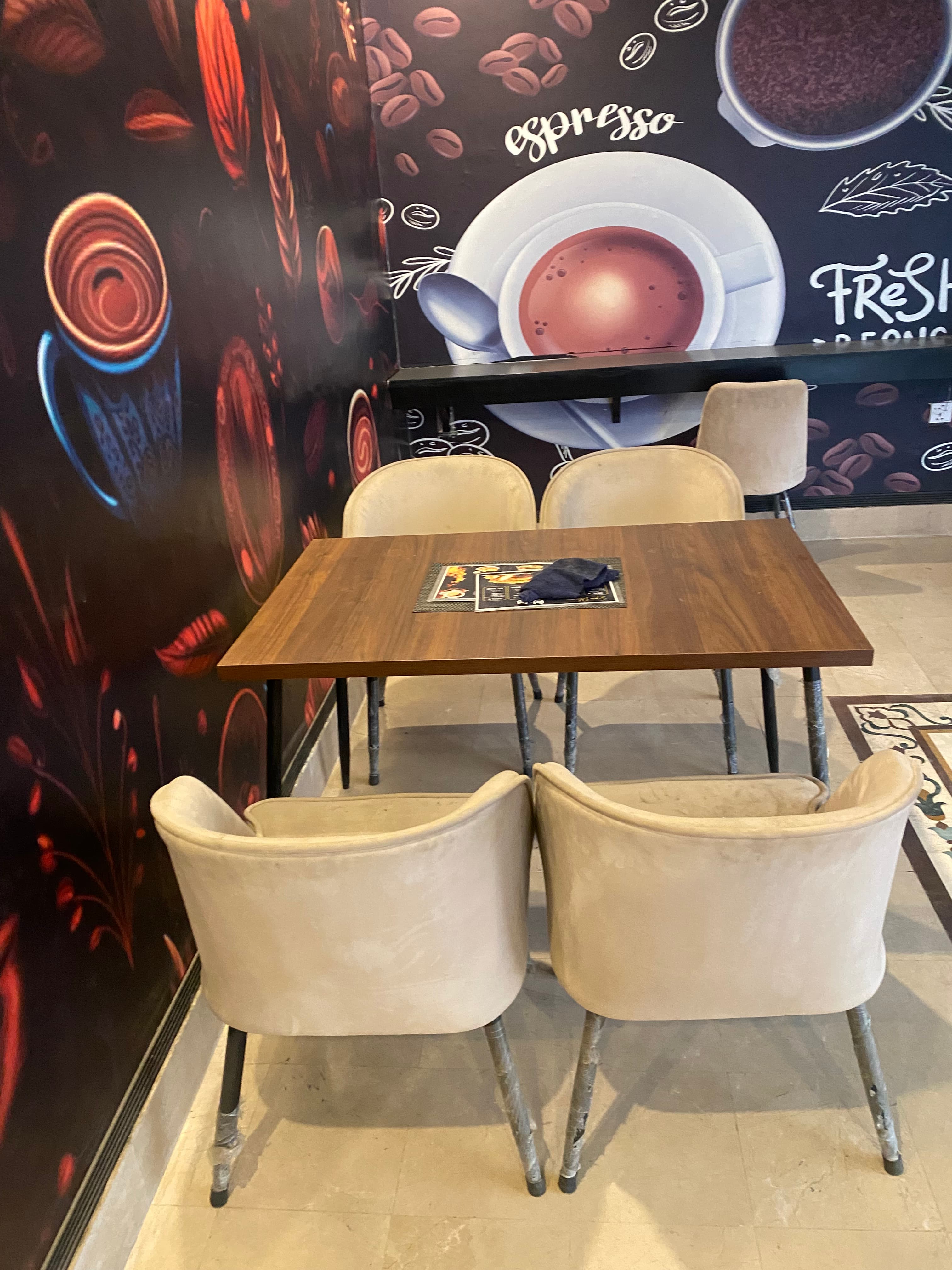 Coffee shop setup for sale — photo 1 of 8