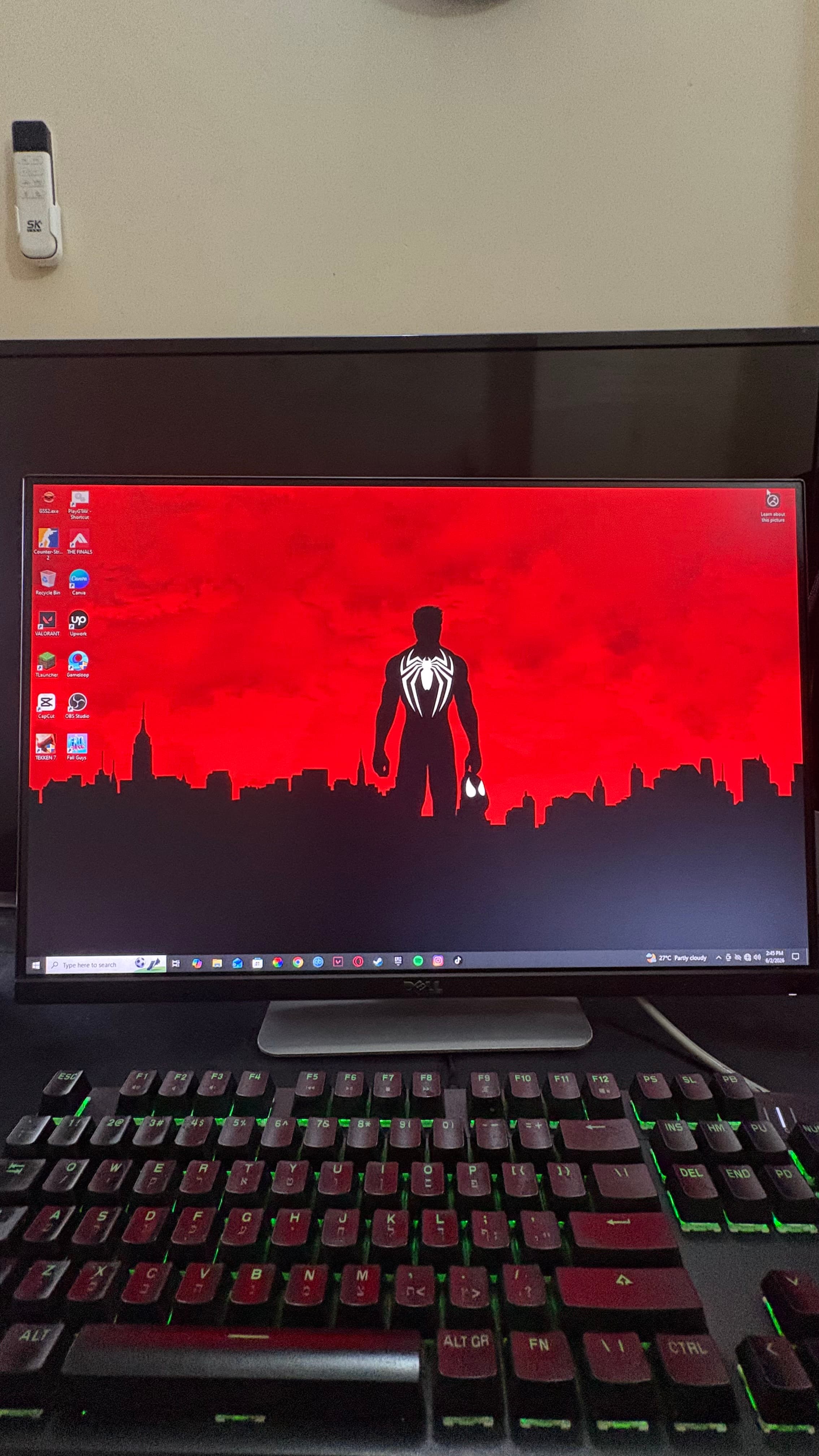 Dell U2415 Borderless monitor — photo 1 of 3