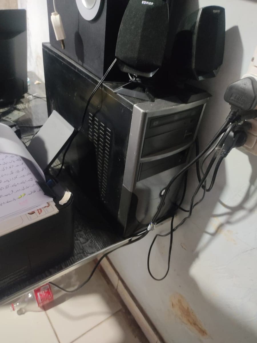 Core i5 4th Gen Desktop Tower | 8GB RAM | 128GB SSD | Clean Condition — photo 1 of 4