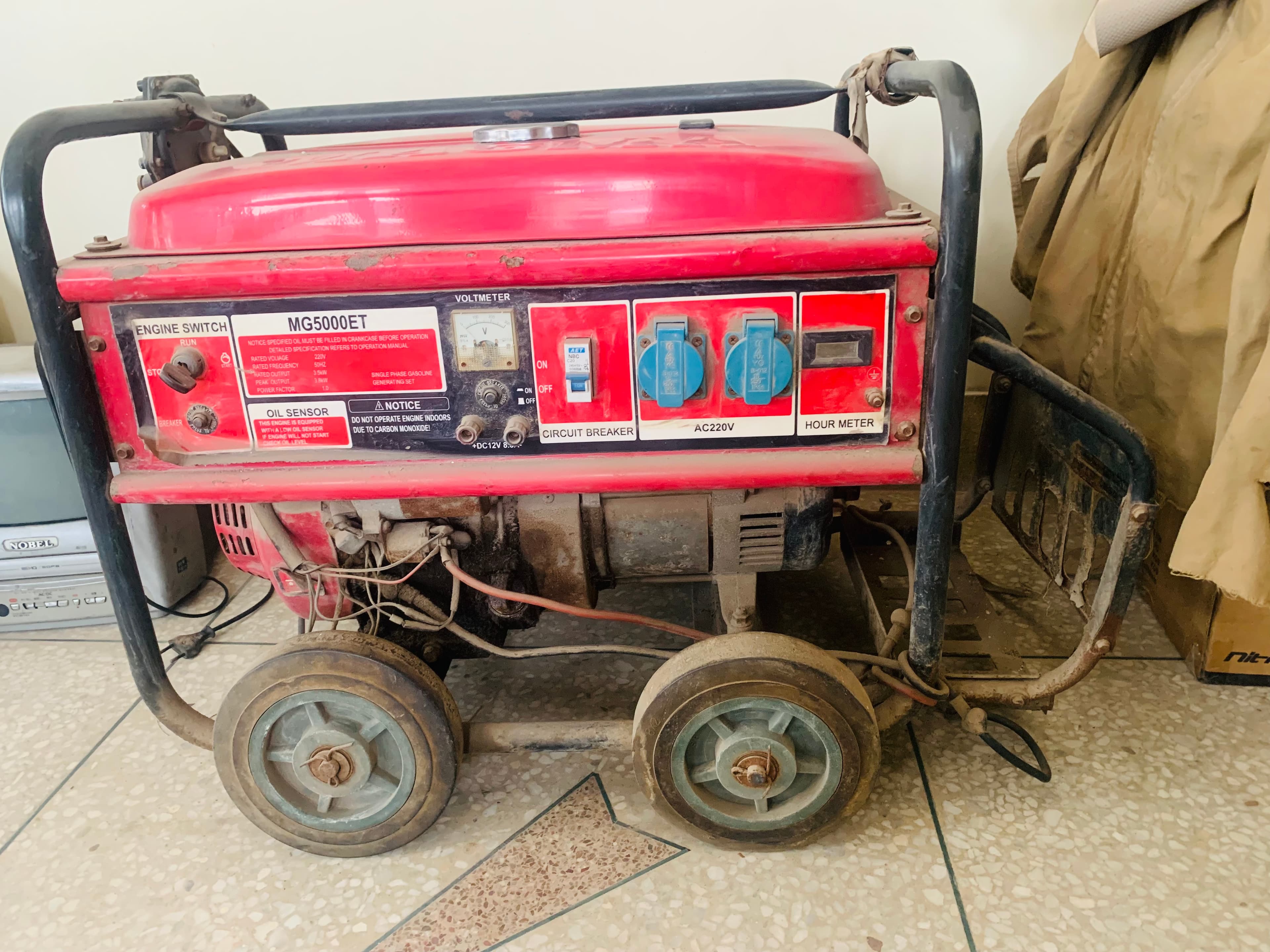 Magma 5kv generator — photo 1 of 4