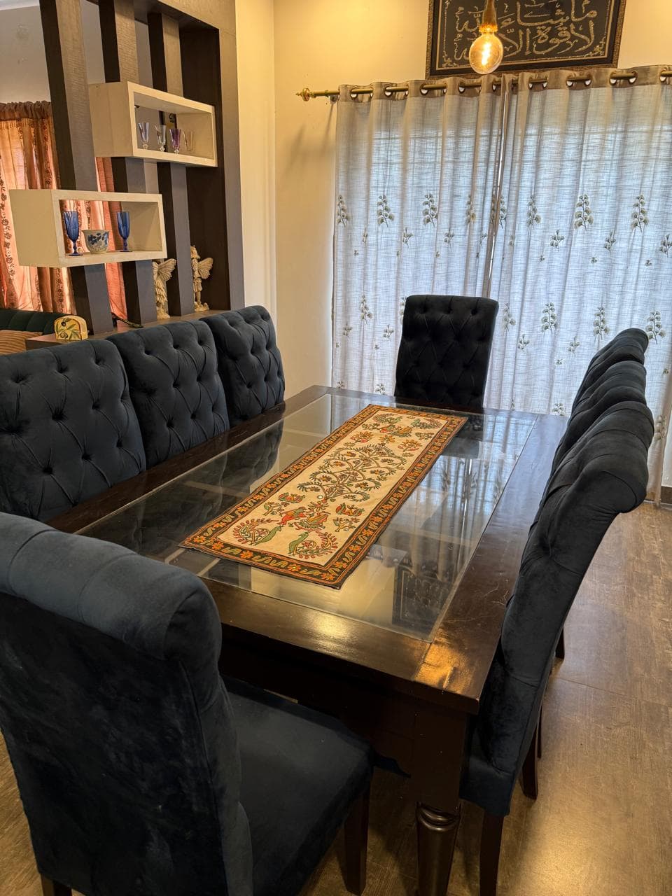 Dinning table 8 chairs — photo 1 of 4