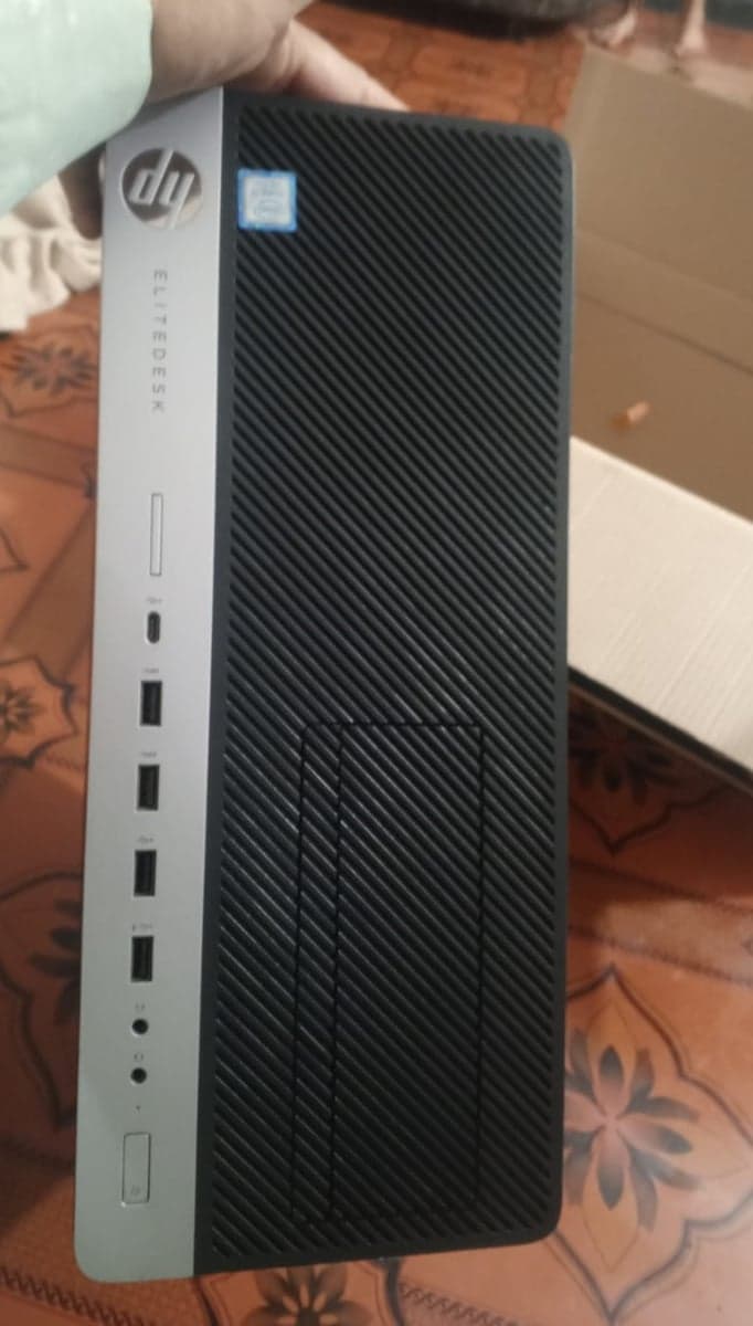 Hp Elite Desk 800 G3 GBTWR Core i7 7th Generation — photo 1 of 6
