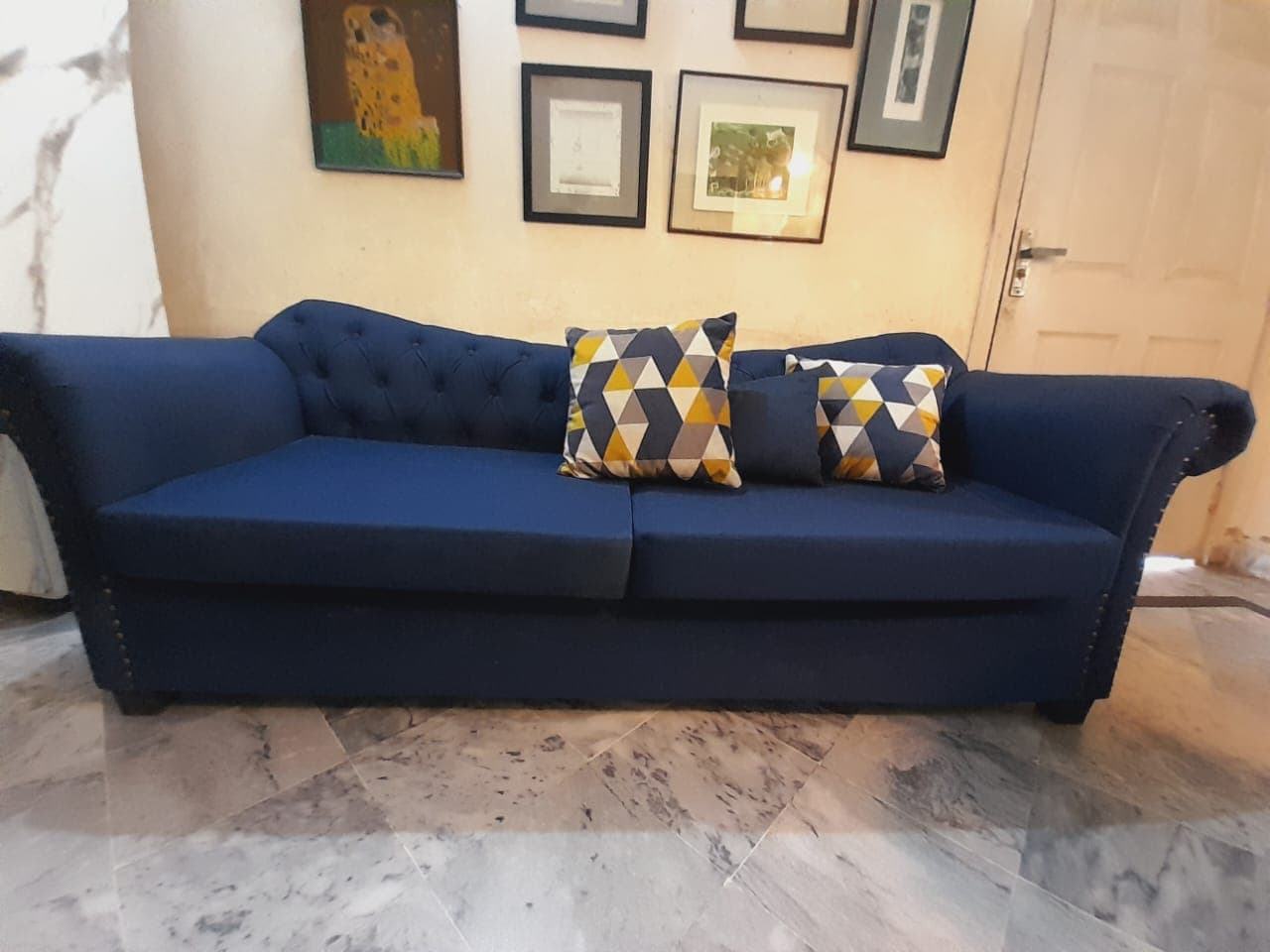 Sofa Set — photo 1 of 2