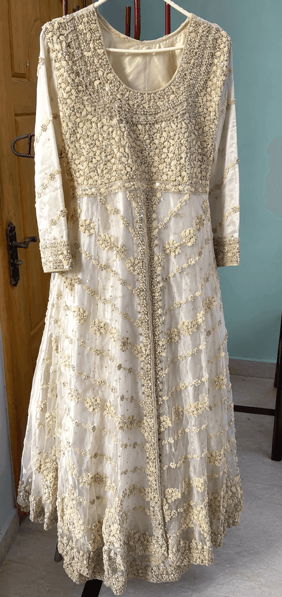 Elegant Champagne Gold Bridal Dress with Matching Dupatta