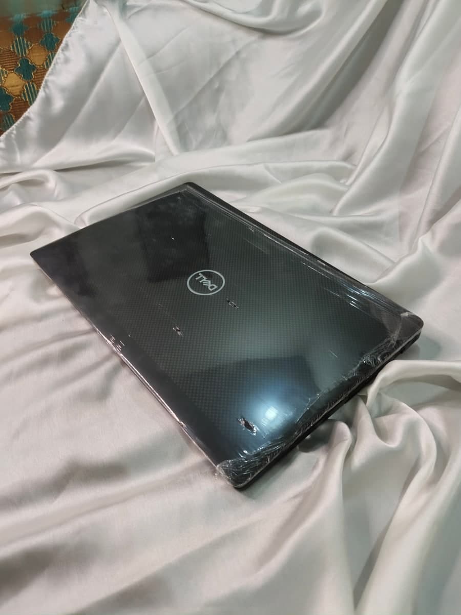 Dell Latitude 7420 | i7 11th Gen | 16GB RAM | 256GB NVMe | Original Charger